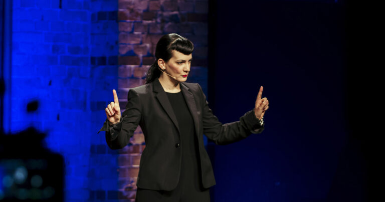 Top 100 Excellent Speakers