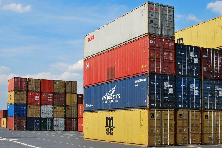 USA-China Konflikt: Welthandel würde bei Eskalation zum Handelskrieg schrumpfen
