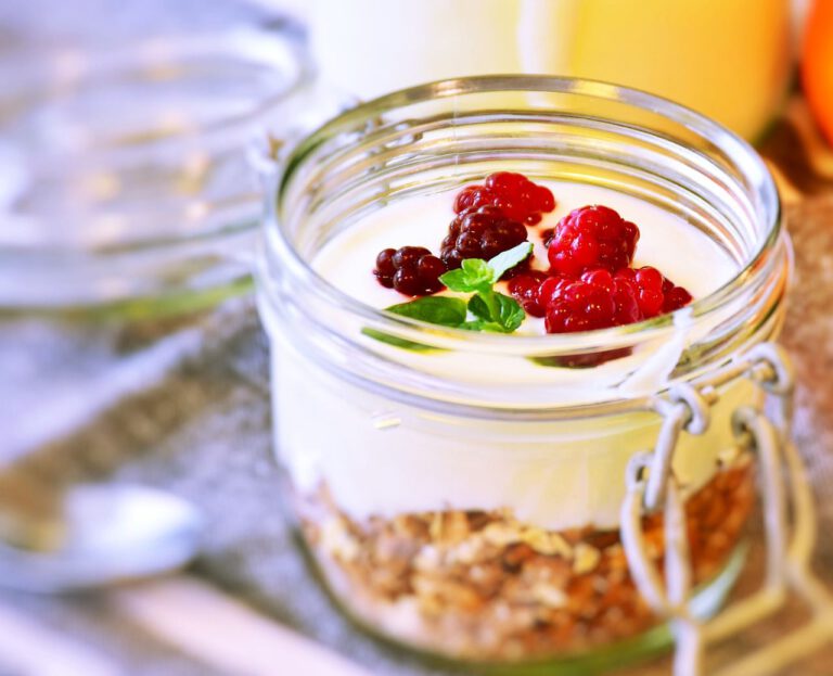 foodwatch-Marktstudie: Fast alle Frühstücksflocken und Joghurts für Kinder sind stark überzuckert