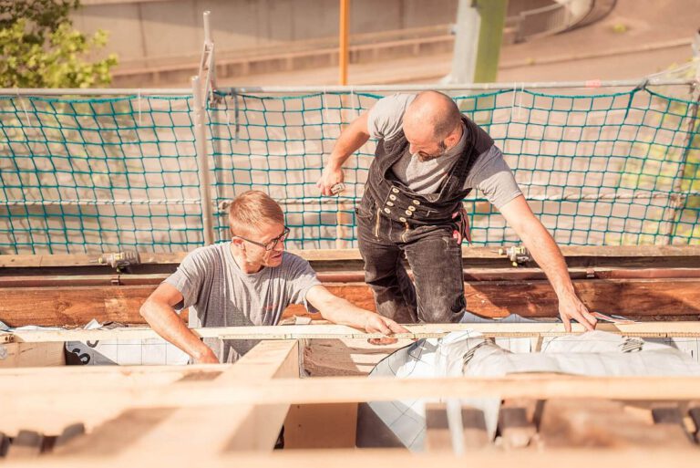 Holzbau 2.0: Mit „Wood Me Up“ finden Bauherren Holzbau-Unternehmen in ihrer Region
