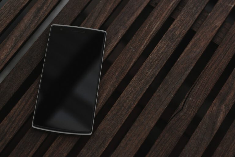 OnePlus meldet Markteinführung seines ersten Konzept-Telefons anlässlich des 6. Unternehmensjubiläums auf der CES