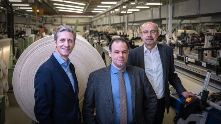 Einzigartiges Projekt: Velener Textil GmbH setzt auf geschlossenen Wertstoffkreislauf in der Textilbranche