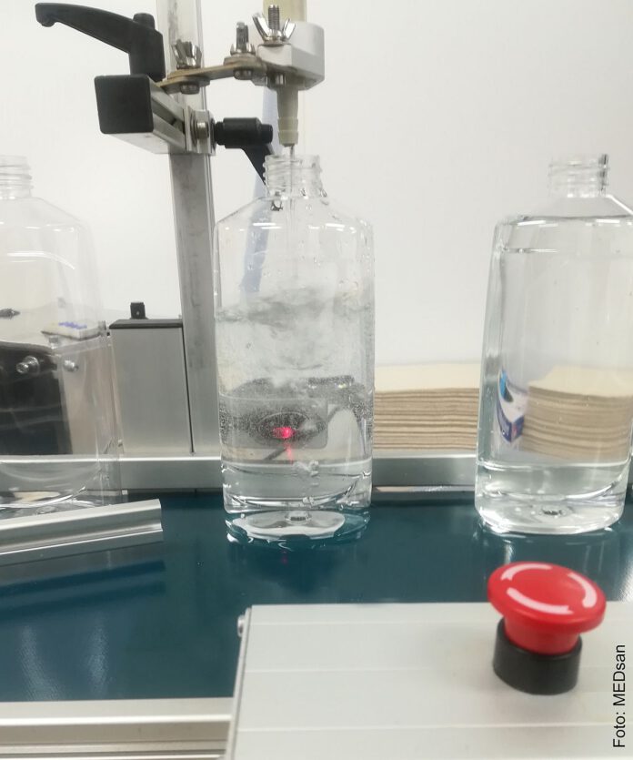 Produktion der sanaSEP Desinfektionslösung wird angekurbelt. Produktion der sanaSEP Desinfektionslösung wird angekurbelt.