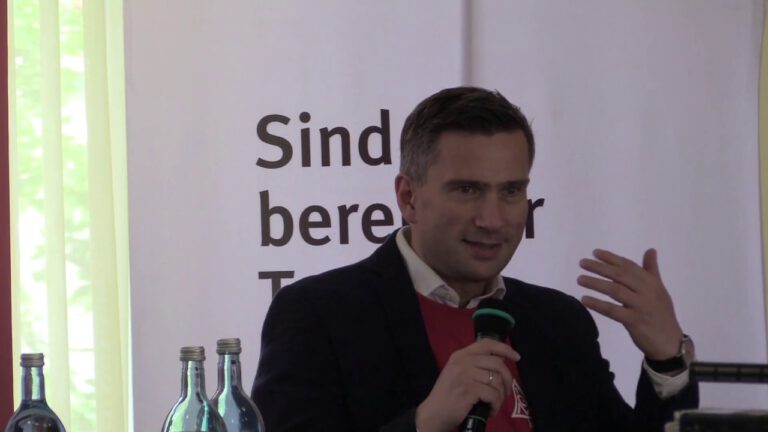 Martin Dulig in Bautzen bei der IG Metall