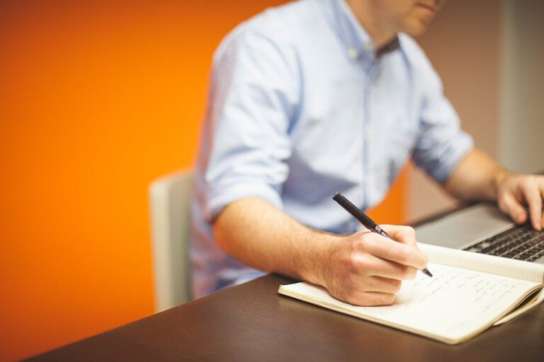 Strategisches Umdenken: so nutzen Marketer das Sommerloch