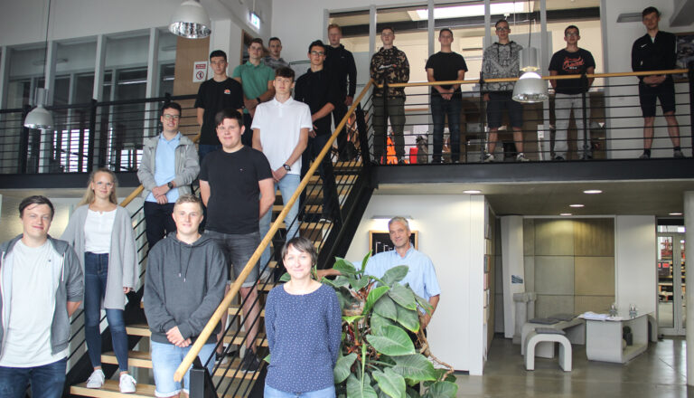 Mit Leidenschaft für Bau und Handwerk – 16 Auszubildende beginnen ihren Berufsweg bei Hentschke Bau