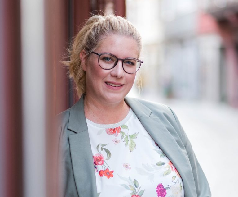 „Kinder sind die Zukunft unseres Landes“ – Vanessa Weber gründet Stiftung für Bildung und Nachhaltigkeit