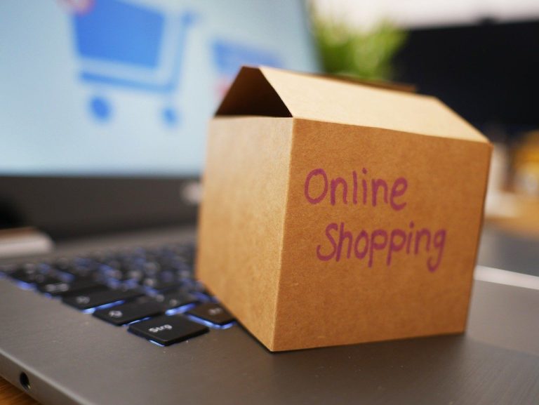 Der eCommerce verbessert die Aussichten für die Ausverkäufe in der neuen Normalität