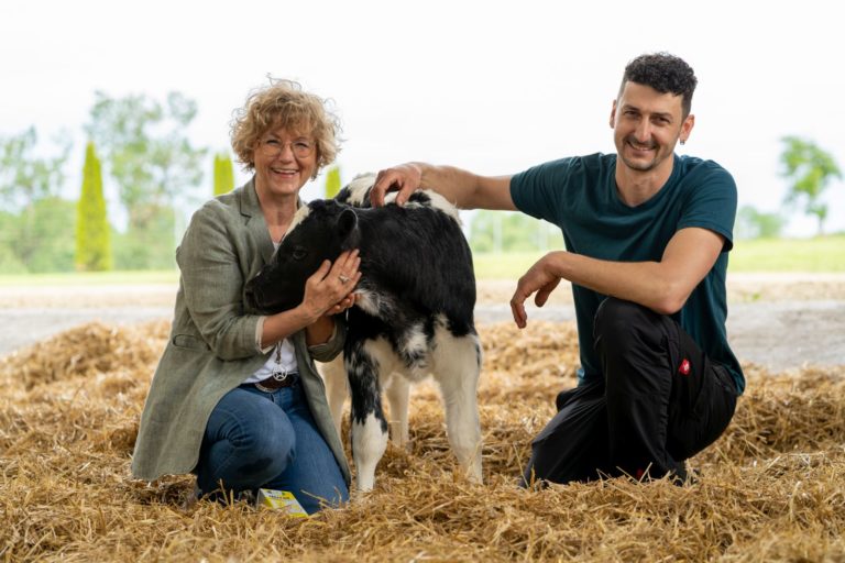 Weltneuheit auf Messe Anuga: Nachhaltiges Konzept hinter dDrei-Milch will die Milchwirtschaft revolutionieren