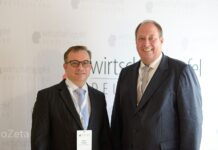 Marcel Riwalsky und der damalige Kanzleramtsminister Helge Braun beim Wirtschaftsgipfel Deutschland 2019